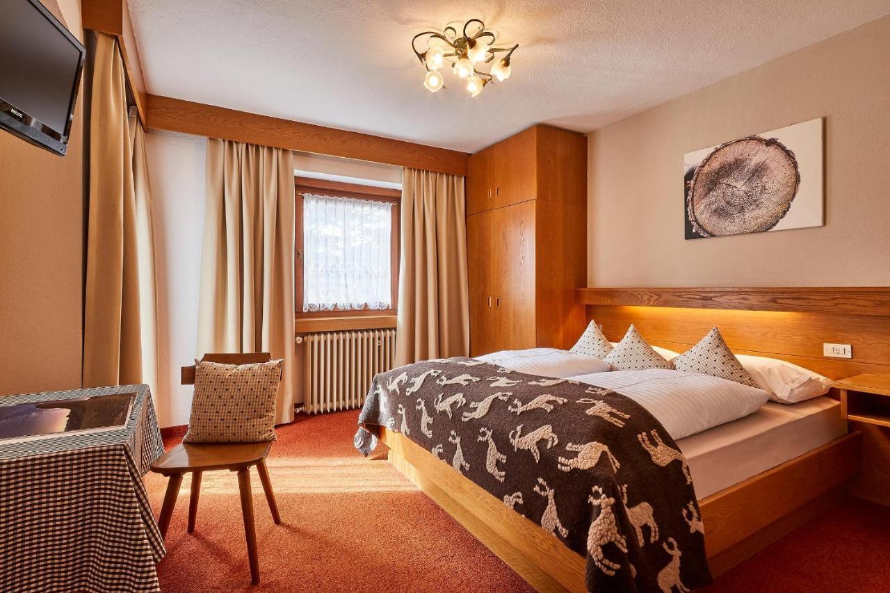 Casa Nives Hotell La Villa  Eksteriør bilde